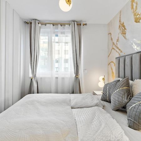 Modern Apartment I Parking I Вена Экстерьер фото