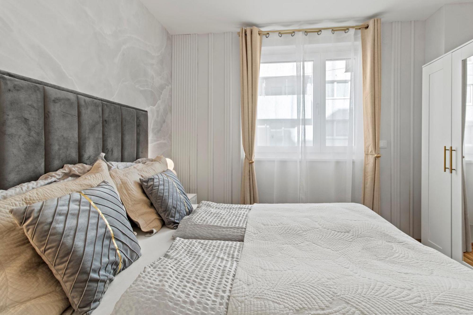 Modern Apartment I Parking I Вена Экстерьер фото