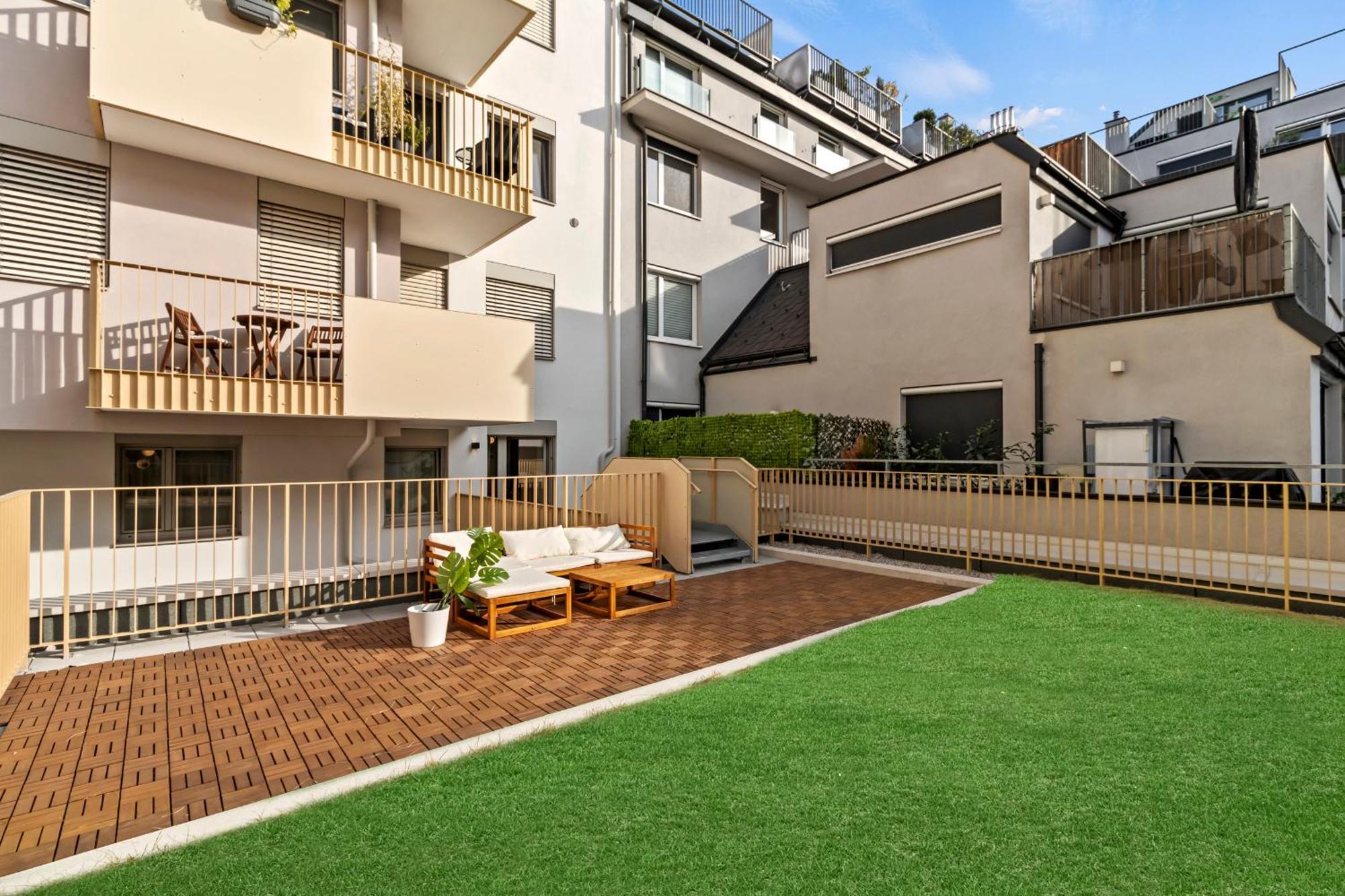Modern Apartment I Parking I Вена Экстерьер фото